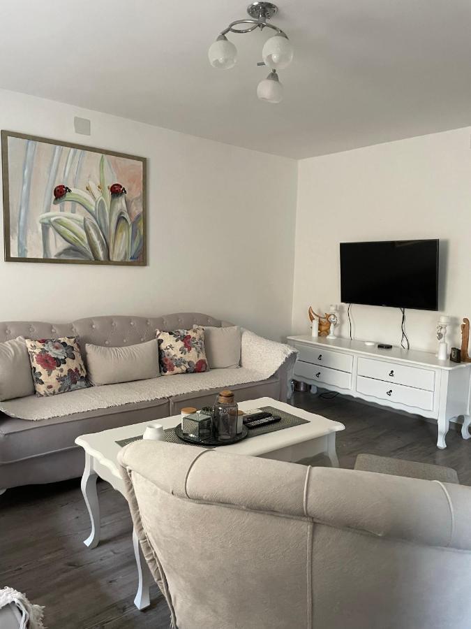 Antic Apartment Пожаревац Экстерьер фото